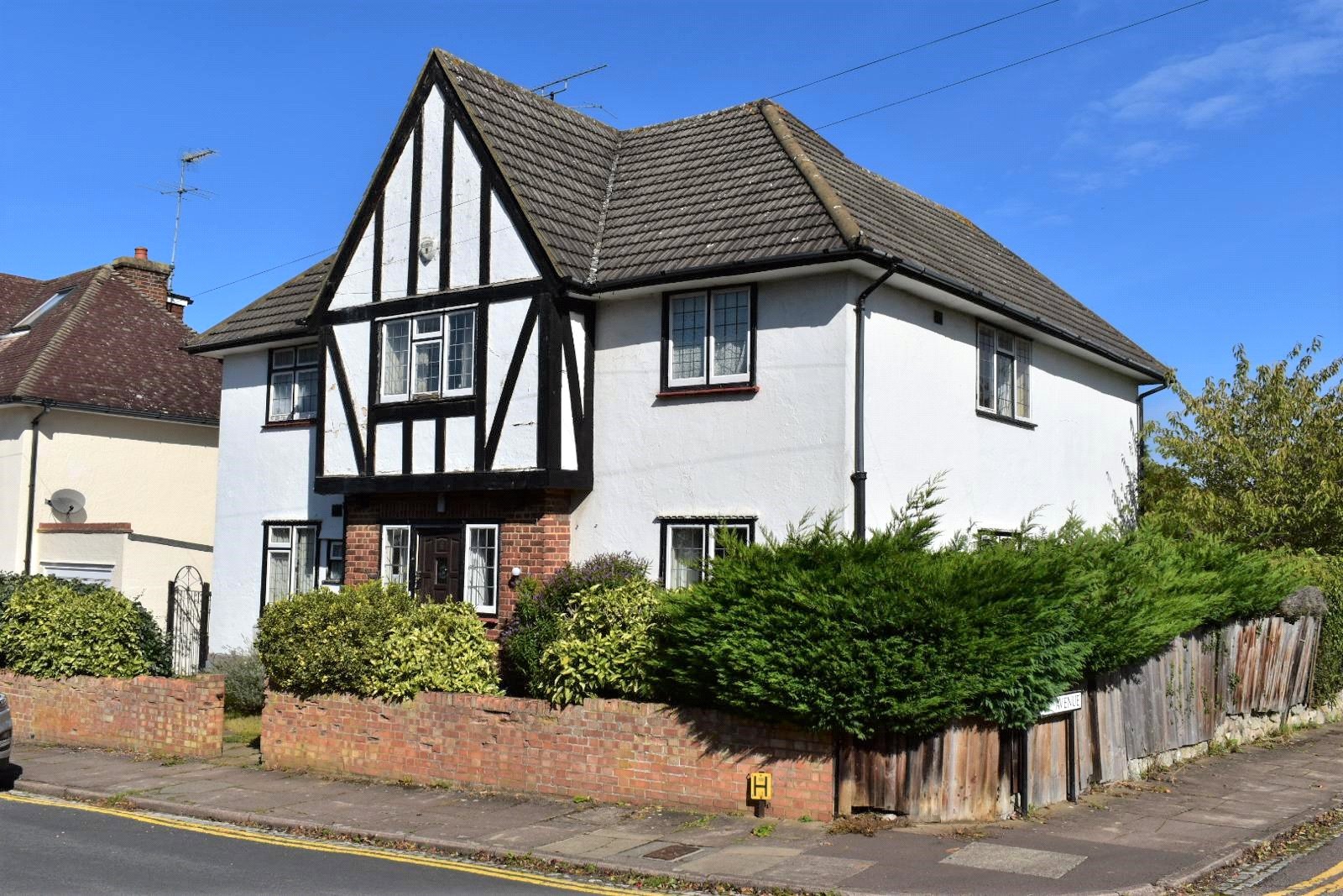 Palfrey Close, St. Albans - Fullbrook and Floor Estate Agents